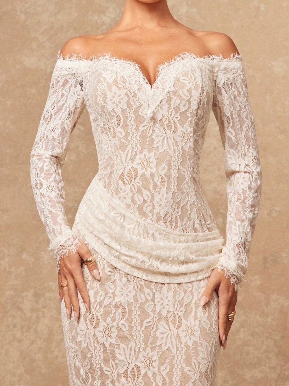 White Elegant Off-Shoulder Lace Ruched Slim Fit Women's Maxi Dress - Picture 3 of 7